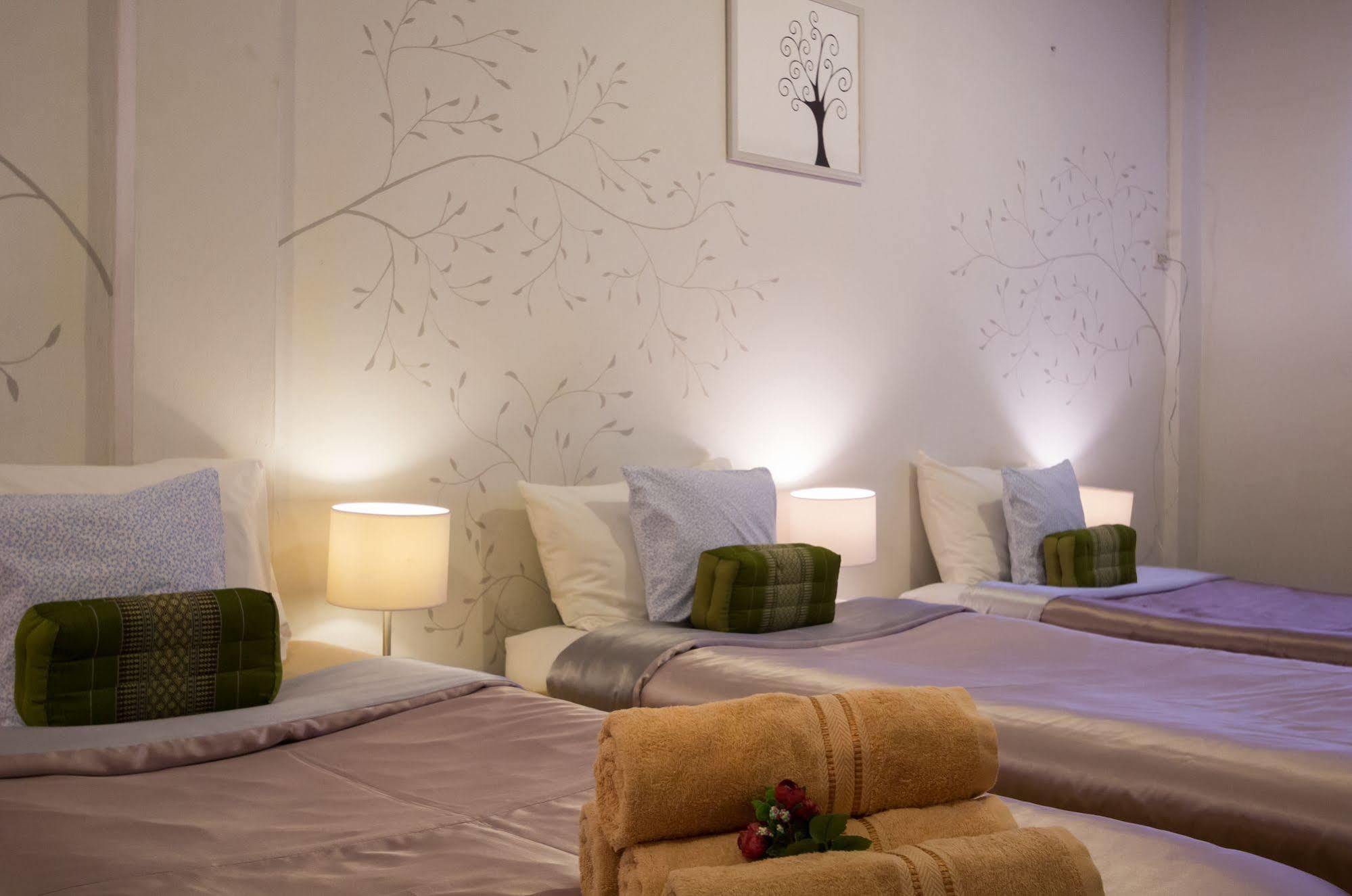 Thai Chaba Backpackers Udon Thani Ngoại thất bức ảnh